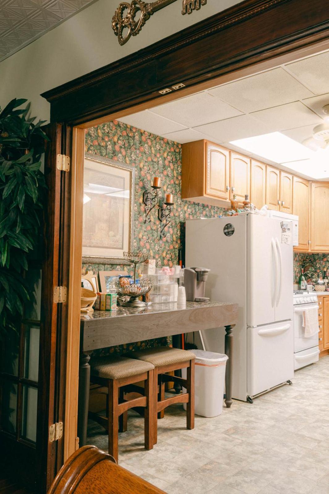 Ellinwood The Wolf Manor B&B 외부 사진